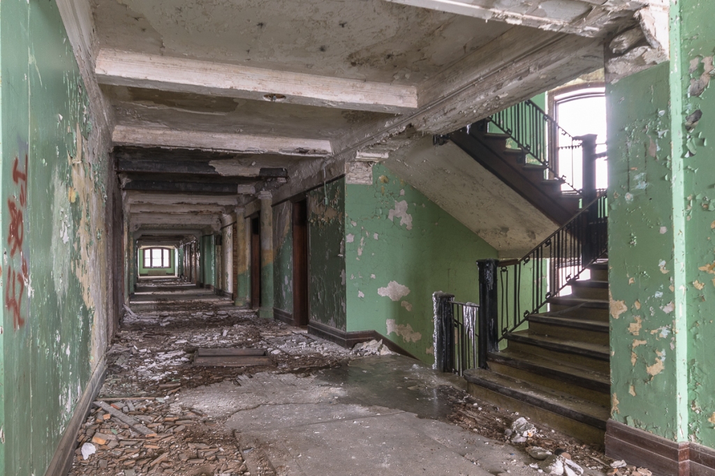Unveiling Haunted Places: Exploring the Unknown with Urban Explorers